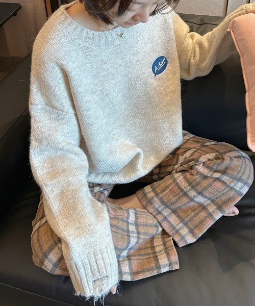 ReRe(リリ)の「ゆったりシルエット×刺繍入りデザインニット(ニット/セーター・レディース・ベージュ/グレー・FREE)」の10枚目の写真