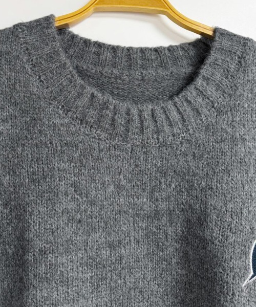 ReRe(リリ)の「ゆったりシルエット×刺繍入りデザインニット(ニット/セーター・レディース・ベージュ/グレー・FREE)」の11枚目の写真
