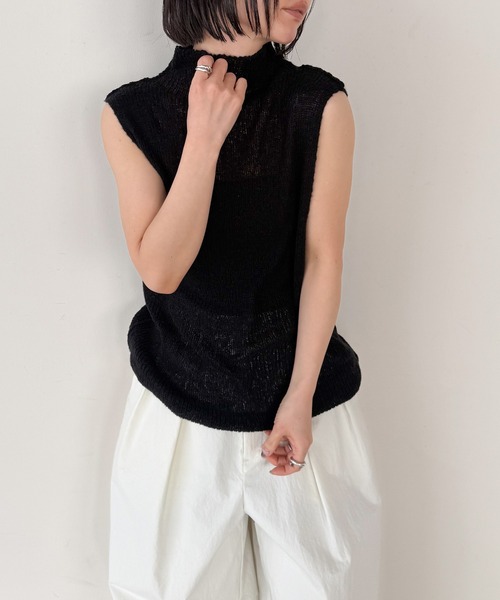 select MOCA by son(セレクトモカバイソン)の「ハイネックシアーノースリーブロングニット【by SON】(ニット/セーター・レディース・ブラウン/アイボリー/ブラック/グレー・FREE)」の3枚目の写真