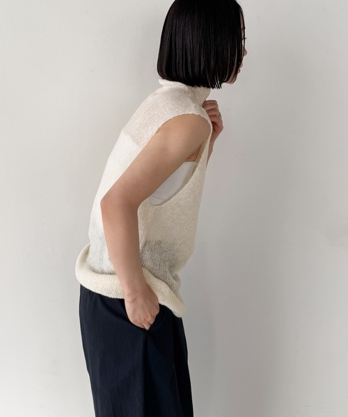 select MOCA by son(セレクトモカバイソン)の「ハイネックシアーノースリーブロングニット【by SON】(ニット/セーター・レディース・ブラウン/アイボリー/ブラック/グレー・FREE)」の13枚目の写真