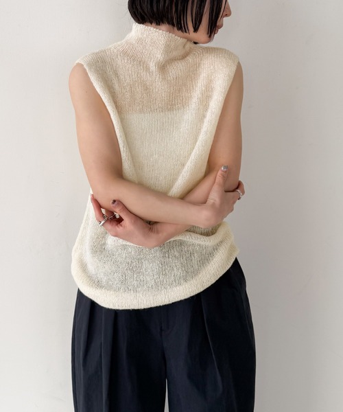 select MOCA by son(セレクトモカバイソン)の「ハイネックシアーノースリーブロングニット【by SON】(ニット/セーター・レディース・ブラウン/アイボリー/ブラック/グレー・FREE)」の10枚目の写真