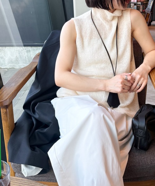 select MOCA by son(セレクトモカバイソン)の「ハイネックシアーノースリーブロングニット【by SON】(ニット/セーター・レディース・ブラウン/アイボリー/ブラック/グレー・FREE)」の15枚目の写真