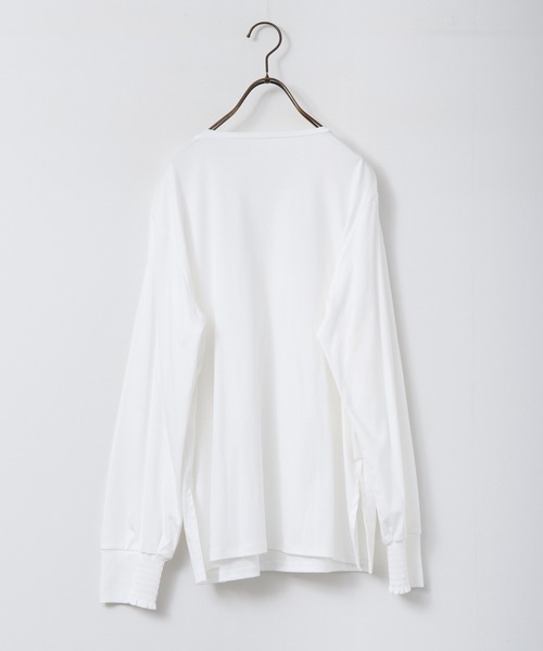 hunch（ハンチ）の「フロントフリル長袖Tシャツ（Tシャツ/カットソー・レディース・ブラック/オフホワイト/チャコール・FREE）」の18枚目の写真