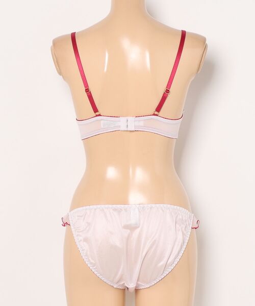Absorle（アブソール）の「ハートフルメロディー　ブラ&ショーツセット（ブラ&ショーツ・レディース・ピンク/アイボリー/ブラウン・C65/B75/B70/B65/F70/F65/E75/E70/E65/D75/D70/D65/C75/C70/F75）」の6枚目の写真