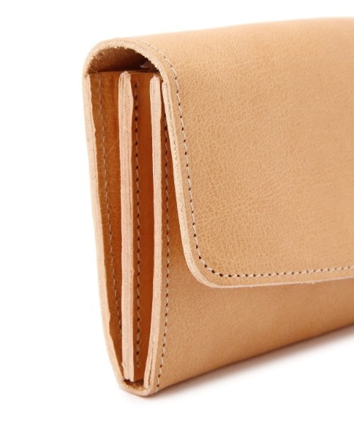 IL BISONTE（イルビゾンテ）の「IL BISONTE / ORIGINAL LEATHER / LONG WALLET（財布・レディース・グレー/ライトブラウン/ナチュラル/ネイビー/ブラック/オレンジ/ダークブラウン/グリーン/レッド/レンガ/オリーブ・FREE）」の16枚目の写真