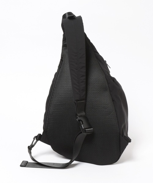 LOWRYS FARM（ローリーズファーム）の「ワンショルダーボディＢＡＧ　637743（ショルダーバッグ・レディース・ブラック/グレー・FREE）」の10枚目の写真