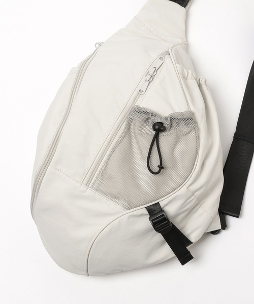 LOWRYS FARM（ローリーズファーム）の「ワンショルダーボディＢＡＧ　637743（ショルダーバッグ・レディース・ブラック/グレー・FREE）」の12枚目の写真