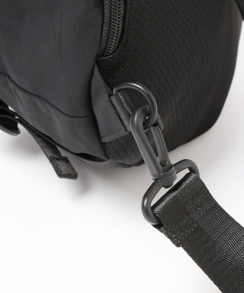 LOWRYS FARM（ローリーズファーム）の「ワンショルダーボディＢＡＧ　637743（ショルダーバッグ・レディース・ブラック/グレー・FREE）」の17枚目の写真