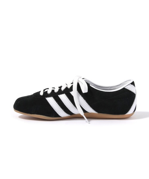 adidas(アディダス)の「【adidas(アディダス)】TOKYO W(WOMENS)(スニーカー・レディース・オフホワイト/ブラック・MEDIUM/LARGE)」の3枚目の写真