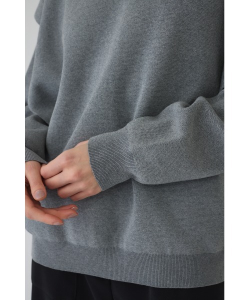 RIM.ARK(リムアーク)の「Side open oversized knit PO サイドオープン オーバーサイズニットプルオーバー(ニット/セーター・レディース・ブルー/グレー/ブラック・FREE)」の14枚目の写真