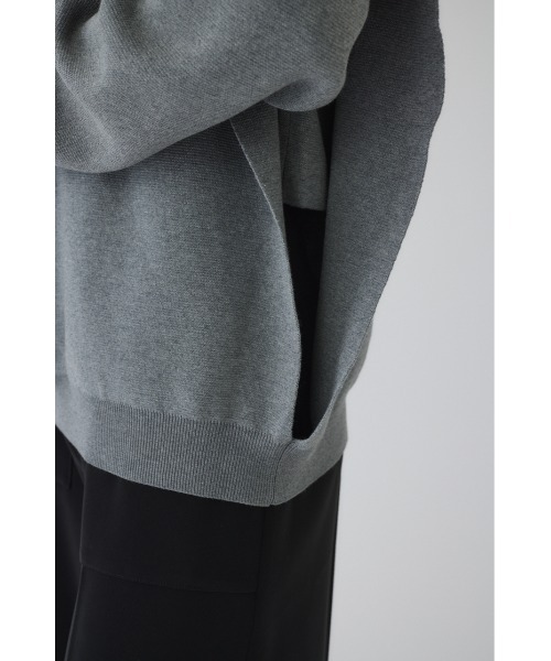 RIM.ARK(リムアーク)の「Side open oversized knit PO サイドオープン オーバーサイズニットプルオーバー(ニット/セーター・レディース・ブルー/グレー/ブラック・FREE)」の16枚目の写真