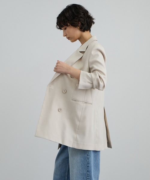 SALON adam et rope'（サロン アダム エ ロペ）の「トレビラツイルテーラードジャケット（テーラードジャケット・レディース・ベージュ/ブラック・FREE）」の15枚目の写真