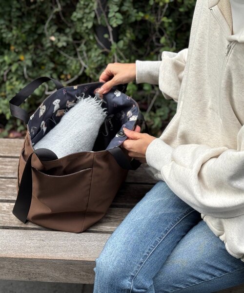 BEARDSLEY（ビアズリー）の「DogプリントBAG（トートバッグ・レディース・ブラウン/ブラック・FREE）」の8枚目の写真