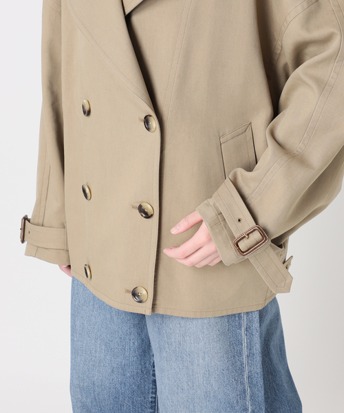 journal standard L'essage（ジャーナルスタンダードレサージュ）の「ショートドルマントレンチコート（トレンチコート・レディース・ベージュ・FREE）」の13枚目の写真
