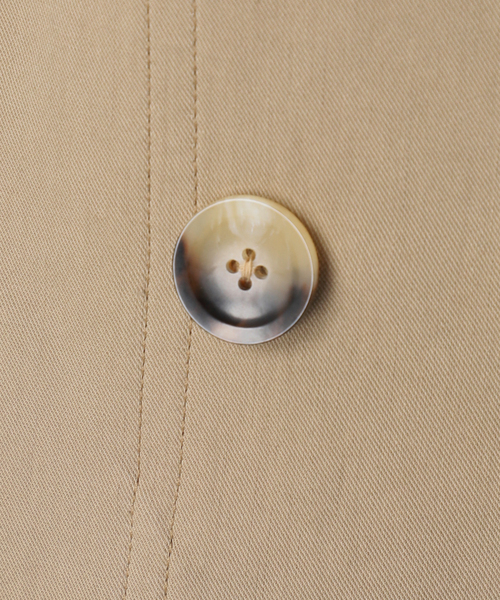 journal standard L'essage（ジャーナルスタンダードレサージュ）の「ショートドルマントレンチコート（トレンチコート・レディース・ベージュ・FREE）」の20枚目の写真