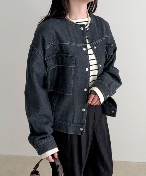 fredy emue（フレディエミュ）の「ニュアンスデニムノーカラージャケット（ノーカラージャケット・レディース・ブラック/アイボリー・38）」の16枚目の写真