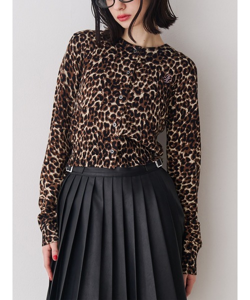 jouetie(ジュエティ)の「パターンコンパクトカーデ(カーディガン/ボレロ・レディース・オフホワイト/ブラック/ブラウン/レッド・MEDIUM)」の3枚目の写真