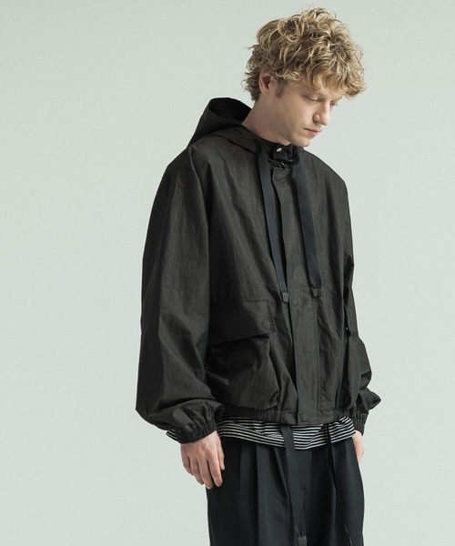 SLICK（スリック）の「【SLICK/スリック】N/C Micro Hooded Short Blouson/ナイロンコットン マイクロリップストップ フーデッドショートブルゾン（ブルゾン・メンズ・カーキ/ブラック・1/3/2）」の11枚目の写真