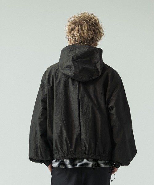 SLICK（スリック）の「【SLICK/スリック】N/C Micro Hooded Short Blouson/ナイロンコットン マイクロリップストップ フーデッドショートブルゾン（ブルゾン・メンズ・カーキ/ブラック・1/3/2）」の14枚目の写真