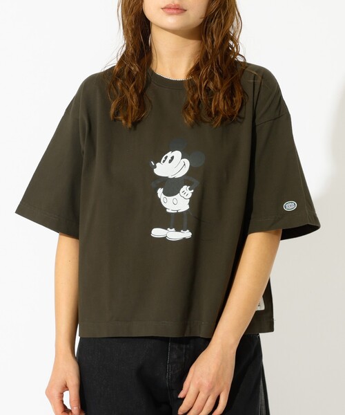 DISCUS(ディスカス)の「【DISCUS/ディスカス】DISCUS×Disneyコラボ Tシャツ/半袖/ディズニー/コラボ/クロップ丈/ユニセックス【WEB限定】(Tシャツ/カットソー・レディース・ブラック系その他2/ホワイト系その他3/ホワイト系その他/ブラック系その他3/ホワイト系その他2/ブラック系その他・フリー)」の5枚目の写真