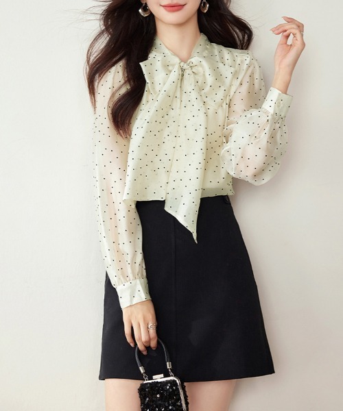 ReRe(リリ)の「ドット柄×ボウタイ付きシアーブラウス(シャツ/ブラウス・レディース・ベージュ・MEDIUM/LARGE/X-LARGE)」の8枚目の写真