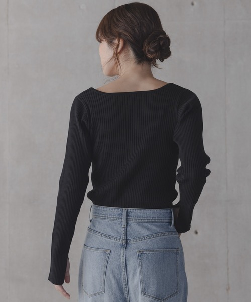 URBAN RESEARCH Sonny Label(アーバンリサーチサニーレーベル)の「『ZOZO先行予約』『WEB限定』シルク混スクエアネックニット(ニット/セーター・レディース・グリーン系その他/ブラック/オフホワイト・FREE)」の15枚目の写真