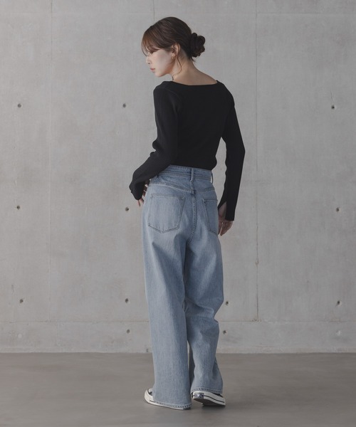 URBAN RESEARCH Sonny Label(アーバンリサーチサニーレーベル)の「『ZOZO先行予約』『WEB限定』シルク混スクエアネックニット(ニット/セーター・レディース・グリーン系その他/ブラック/オフホワイト・FREE)」の17枚目の写真