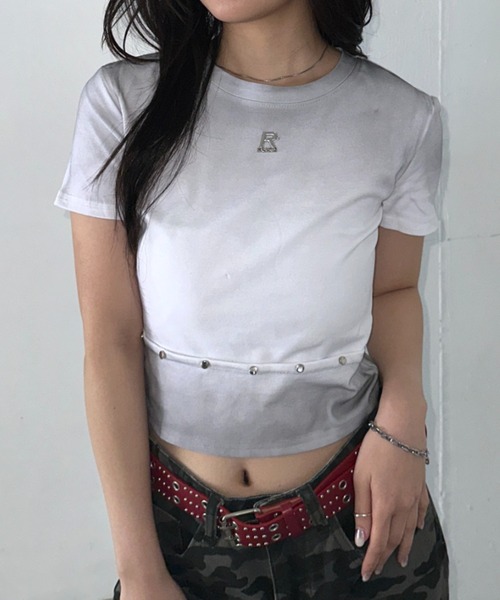 Bamm(バム)の「グラデーションスタッズTシャツ(Tシャツ/カットソー・レディース・ブラック/ホワイト・FREE)」の4枚目の写真