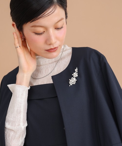 Bou Jeloud（ブージュルード）の「パールモチーフブローチ（ブローチ/コサージュ・レディース・ゴールド・ONESIZE）」の5枚目の写真