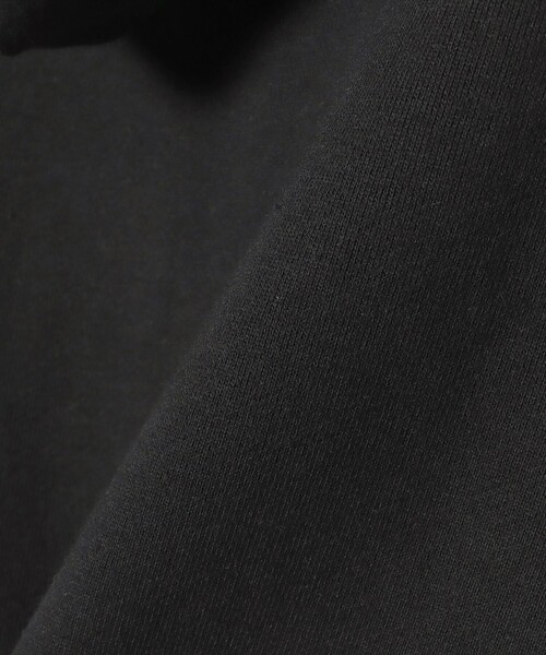 BEAMS HEART（ビームスハート）の「ハート ワンポイント ジップパーカー（パーカー・メンズ・グレー/ブラック・MEDIUM/LARGE/SMALL）」の11枚目の写真