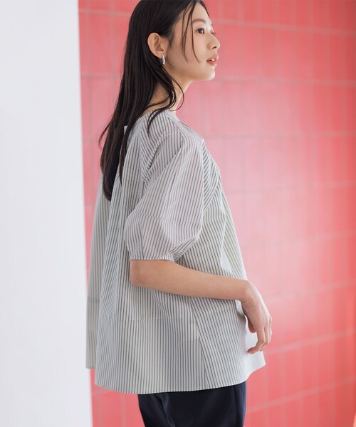 組曲(クミキョク)の「ソフトサッカーラグランスリーブ ブラウス(シャツ/ブラウス・レディース・ダークブラウン系/ブラック系・S2)」の4枚目の写真