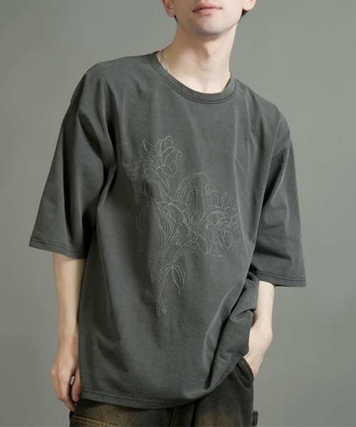 NOIZY(ノイジー)の「Pigment hard wash T-shirt(Tシャツ/カットソー・メンズ・グレー/ブラック系その他/ブラック/グレー系その他・LARGE/MEDIUM)」の4枚目の写真