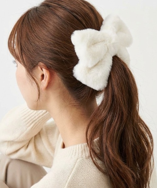IZU】 ファーリボン ヘアクリップ 大きめ ふわもこ ボリューム