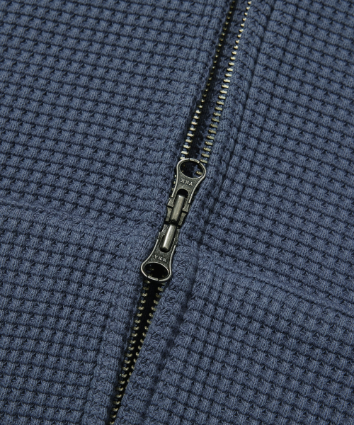 COVERNAT(カバーナット)の「スモールロゴワッフルフードジップアップブルー(パーカー・メンズ・その他・X-LARGE/SMALL/LARGE/MEDIUM)」の4枚目の写真