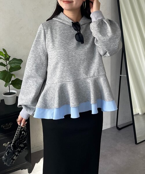 prose verse(プロズヴェール)の「裾レイヤードフリルペプラムパーカー(パーカー・レディース・ブラック/グレー・LARGE/MEDIUM)」の9枚目の写真