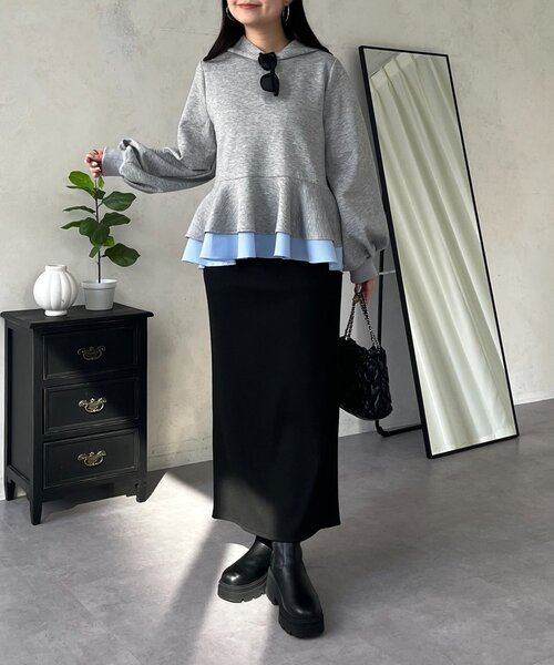 prose verse(プロズヴェール)の「裾レイヤードフリルペプラムパーカー(パーカー・レディース・ブラック/グレー・LARGE/MEDIUM)」の12枚目の写真