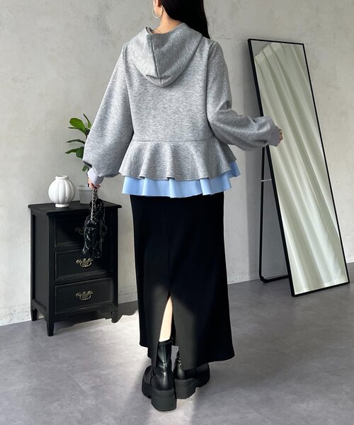 prose verse(プロズヴェール)の「裾レイヤードフリルペプラムパーカー(パーカー・レディース・ブラック/グレー・LARGE/MEDIUM)」の16枚目の写真