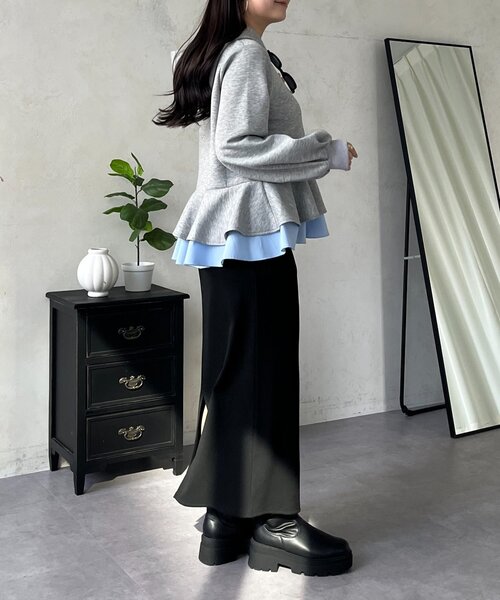 prose verse(プロズヴェール)の「裾レイヤードフリルペプラムパーカー(パーカー・レディース・ブラック/グレー・LARGE/MEDIUM)」の18枚目の写真