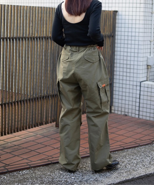 UNIVERSAL OVERALL（ユニバーサルオーバーオール）の「C/N CARGO PANTS/カーゴパンツ（カーゴパンツ・メンズ・オリーブ/ブラック/ベージュ・M/L）」の20枚目の写真