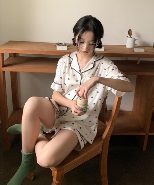 Teem Store（チームストア）の「【2点セット】サテン半袖ショーツパジャマ ルームウェア（ルームウェア/パジャマ・レディース・アイボリー系1/ホワイト系その他/ホワイト/アイボリー/ホワイト系その他2・L/M）」の8枚目の写真