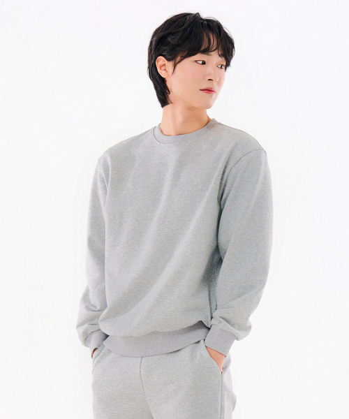 CHASECULT（チェイスカルト）の「共用エッセンシャルロゴスウェットシャツ-FARU5111B0B（スウェット・メンズ・チャコールグレー・90/100/110/95/105/115）」の4枚目の写真