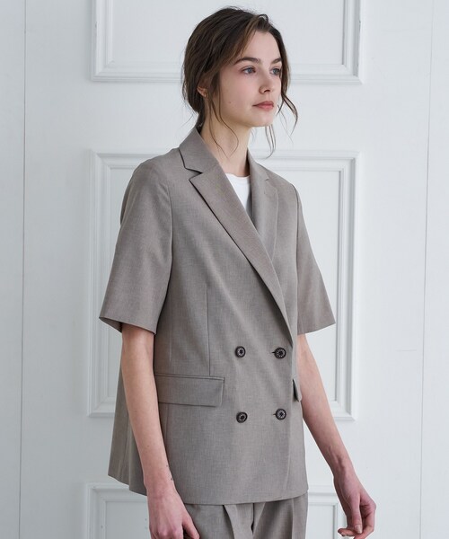 DRESSTERIOR（ドレステリア）の「【セットアップ可】ウォッシャブルハーフスリーブダブルジャケット（テーラードジャケット・レディース・ダークグレー/ベージュ/ライトブルー・40/38/36/34）」の9枚目の写真