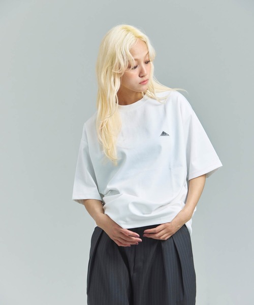 KELTY(ケルティ)の「KELTY WAPPEN LOGO S/S PONTE T-SHIRT(Tシャツ/カットソー・メンズ・ホワイト/チャコール/ブラック・M/L/XL)」の17枚目の写真