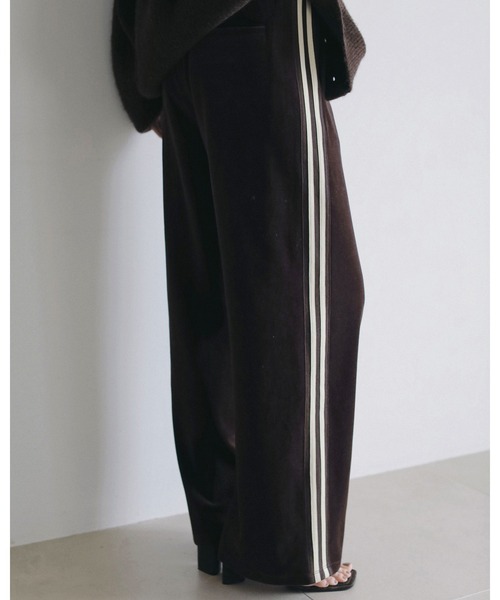 anuke（アンヌーク）の「Velour Track Pants（その他パンツ・レディース・チャコールグレー/ブラウン・36inch/38inch）」の14枚目の写真