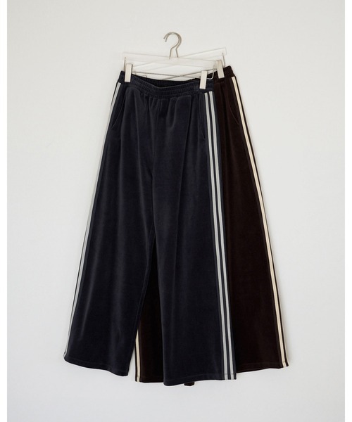 anuke（アンヌーク）の「Velour Track Pants（その他パンツ・レディース・チャコールグレー/ブラウン・36inch/38inch）」の17枚目の写真