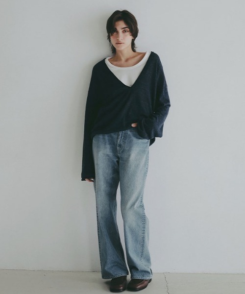 ETRE TOKYO(エトレトウキョウ)の「ハイライズストレートデニム(デニムパンツ・レディース・ブラック/ブルー・S/M)」の9枚目の写真