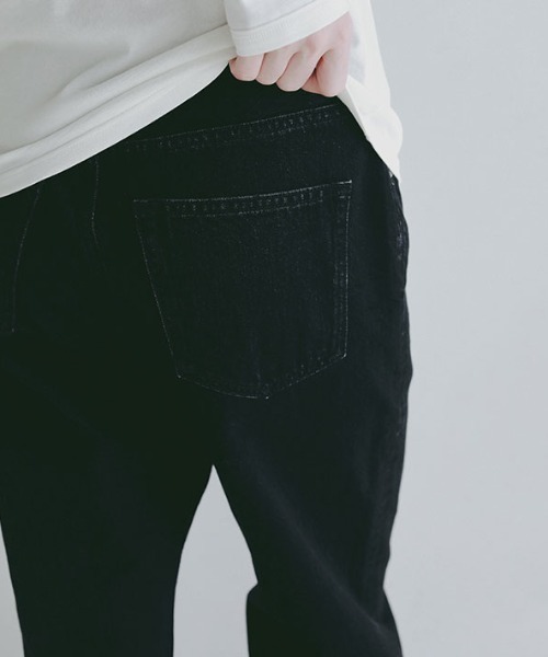 ETRE TOKYO(エトレトウキョウ)の「ハイライズストレートデニム(デニムパンツ・レディース・ブラック/ブルー・S/M)」の14枚目の写真