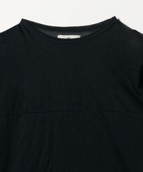 ONIT（オニット）の「＜ONIT＞シアー スリット クルーネック ショートスリーブ Tシャツ（Tシャツ/カットソー・レディース・ブラック・2）」の3枚目の写真