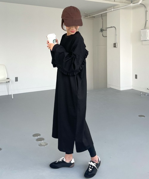 CHERI since1985(シェリ)の「フリルバックコットンロングスリーブワンピース(ワンピース・レディース・ブラック/ホワイト・FREE)」の14枚目の写真