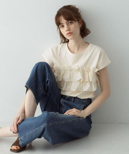 URBAN RESEARCH Sonny Label(アーバンリサーチサニーレーベル)の「『WEB限定』フリルドッキングプルオーバー(Tシャツ/カットソー・レディース・アイボリー/ブラック/ブラウン・FREE)」の1枚目の写真